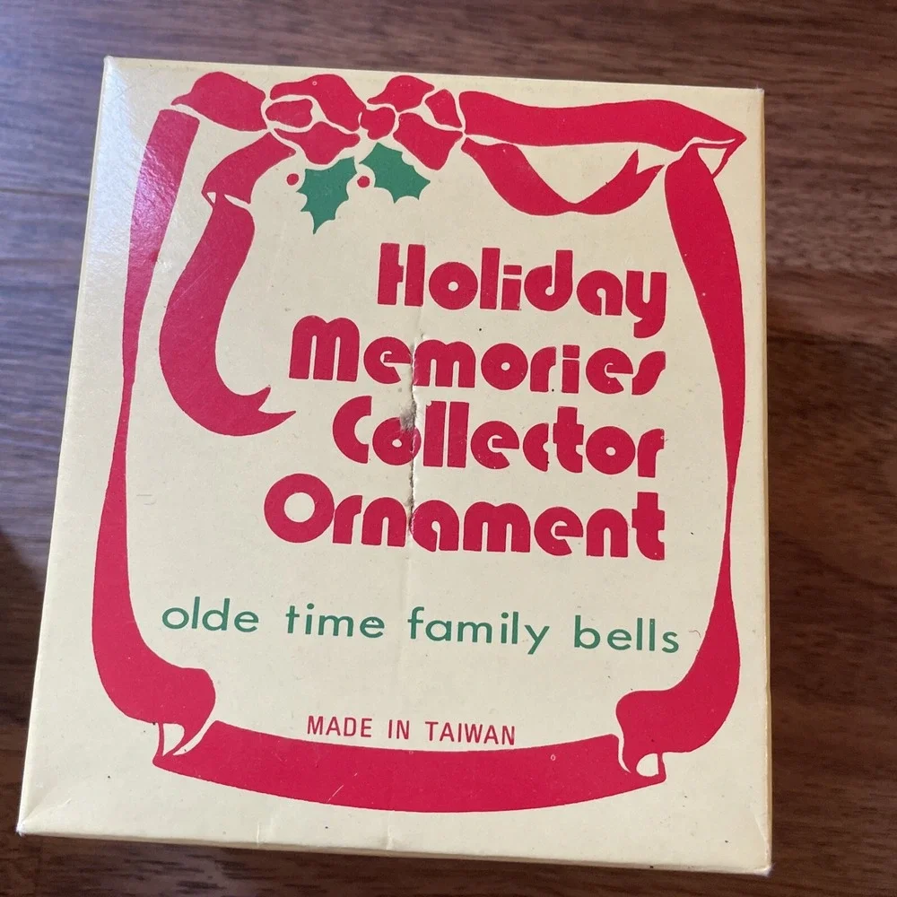 Vintage Holiday Memories Collector Ornaments  Lot Family Bells Mouse Puppy